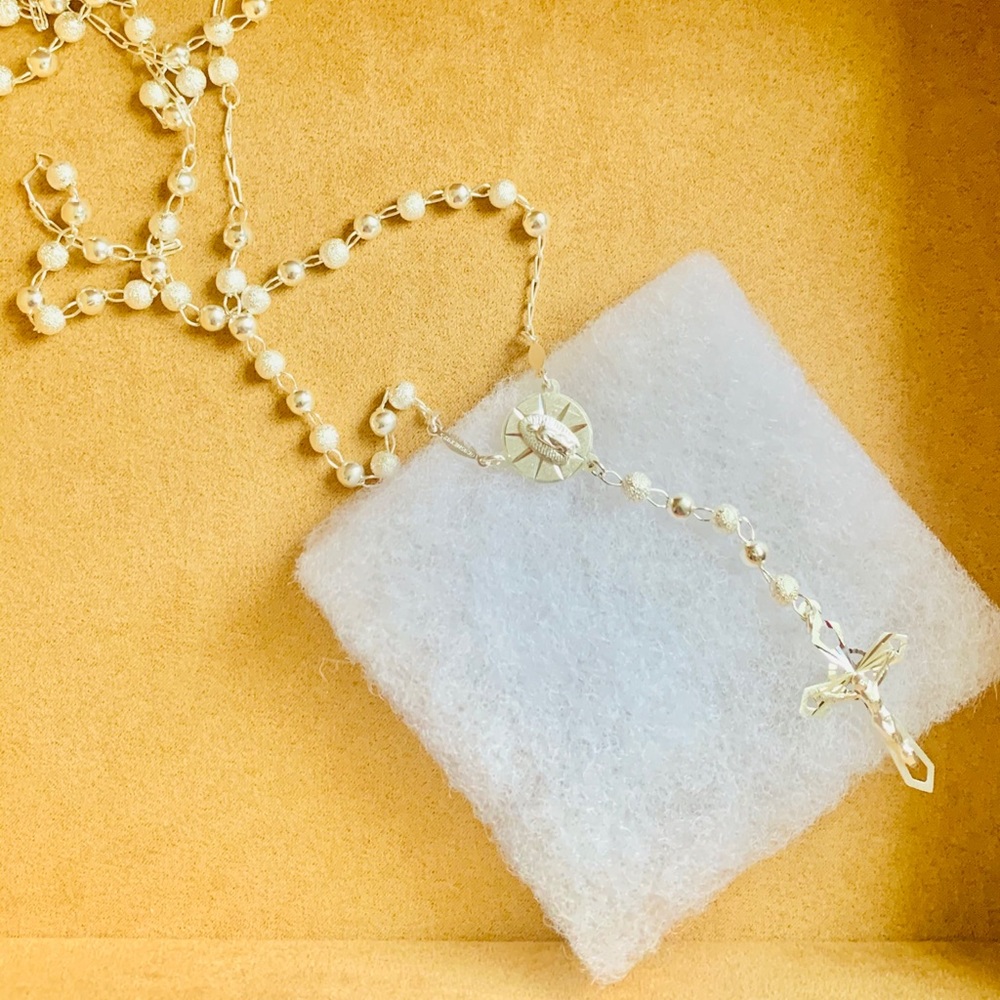 Silver Rose Bead Necklace